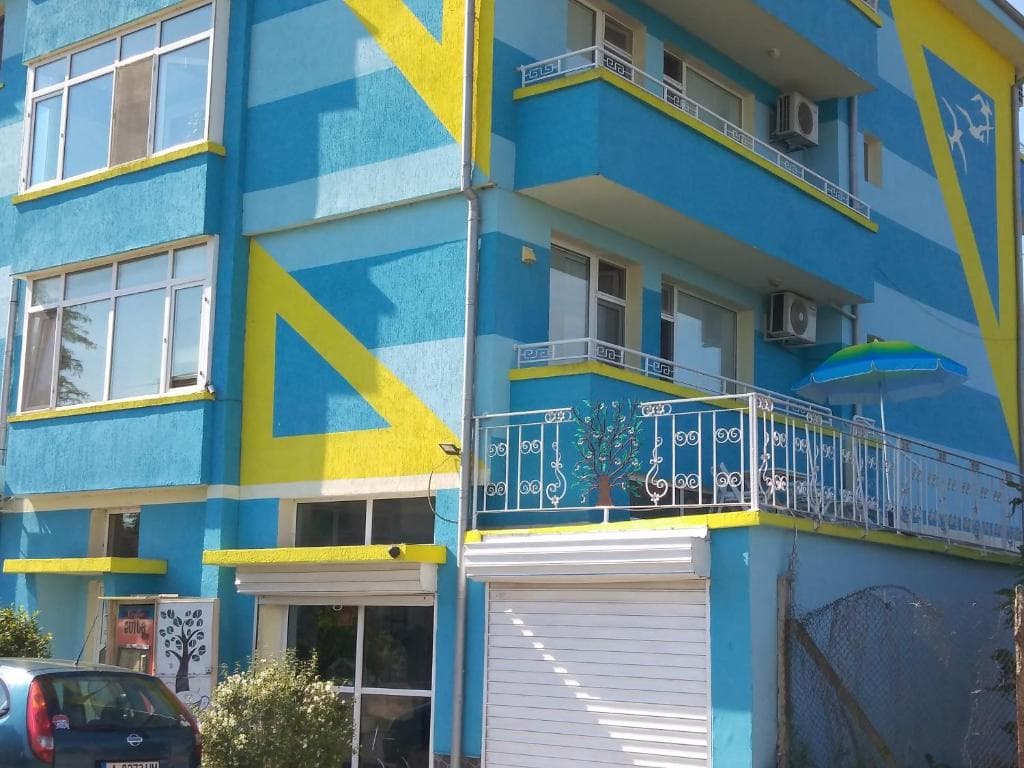 Къща за Гости Синьо Лято - 9