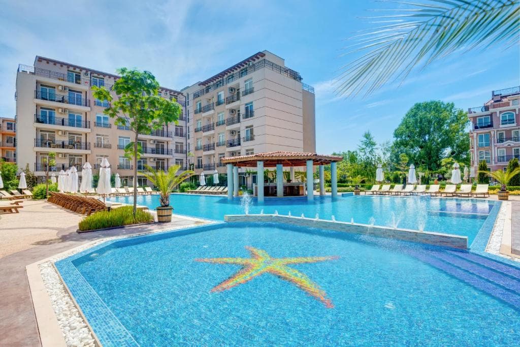 Dawn Park Complex - 2